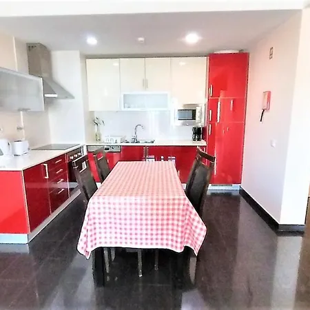 Rocha Tower 11a 아파트
