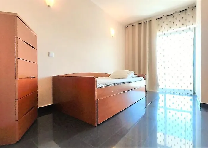 Rocha Tower 11a * Portimão